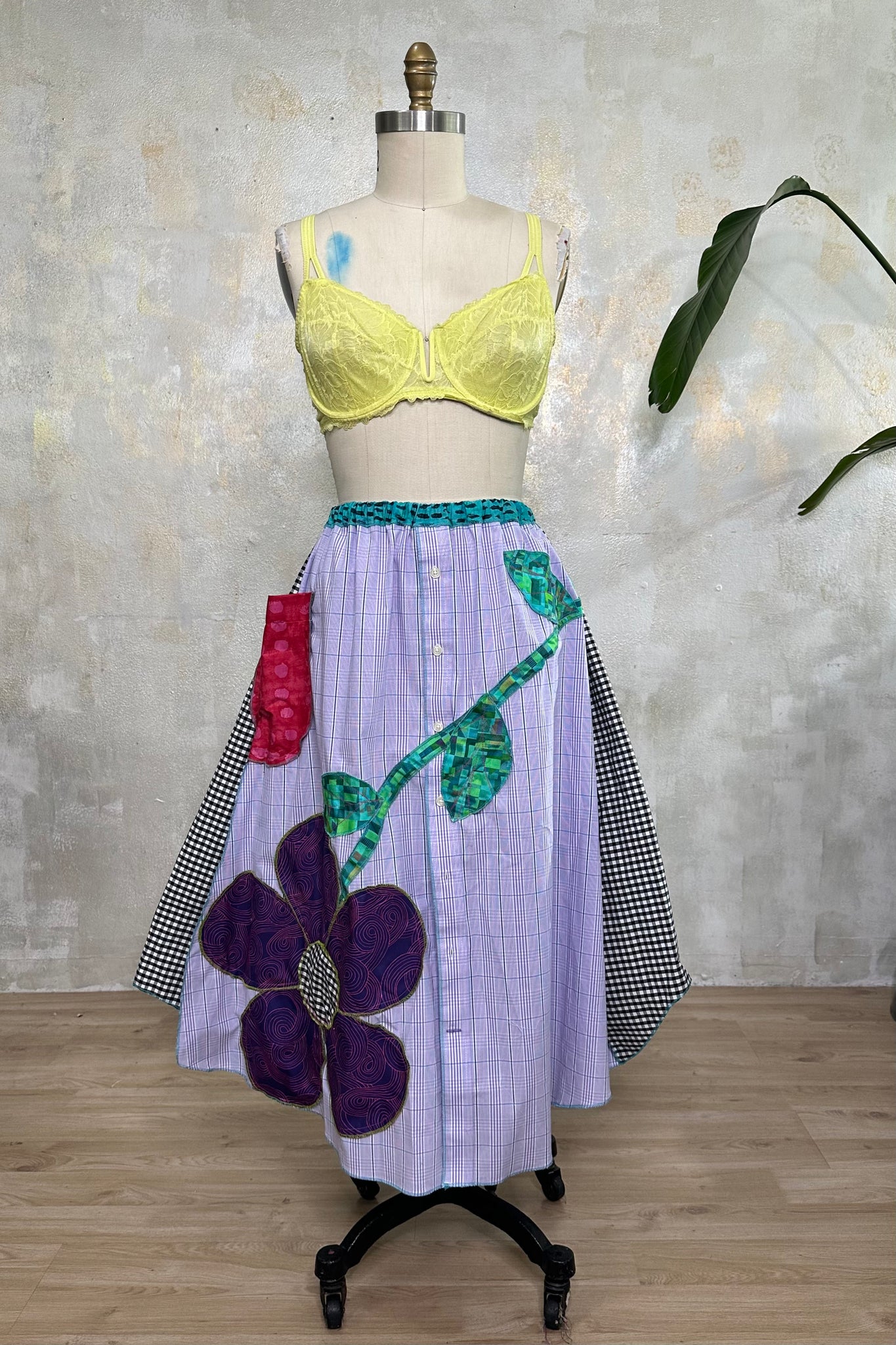 Random Acts Of Fiber Skirt (Lavender w/Purple Flower)