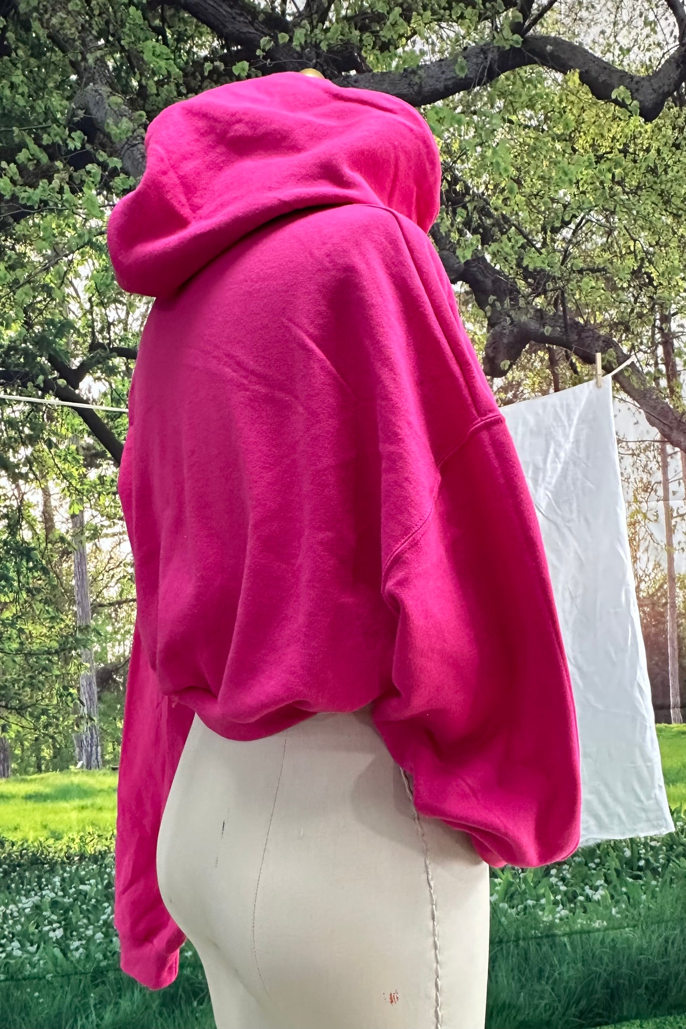 Hooded Mai Lin Sweat Shrug