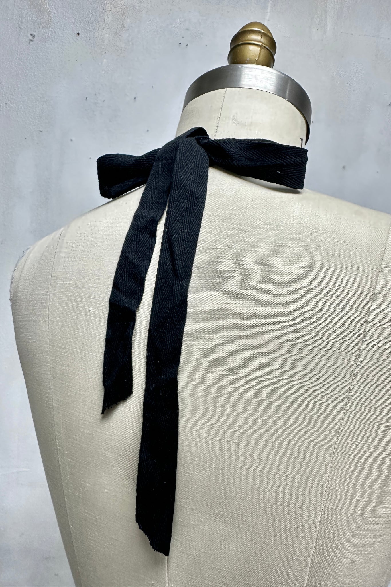 The Little Bows Neck Tie
