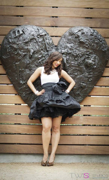 A Short Gathering (Black)